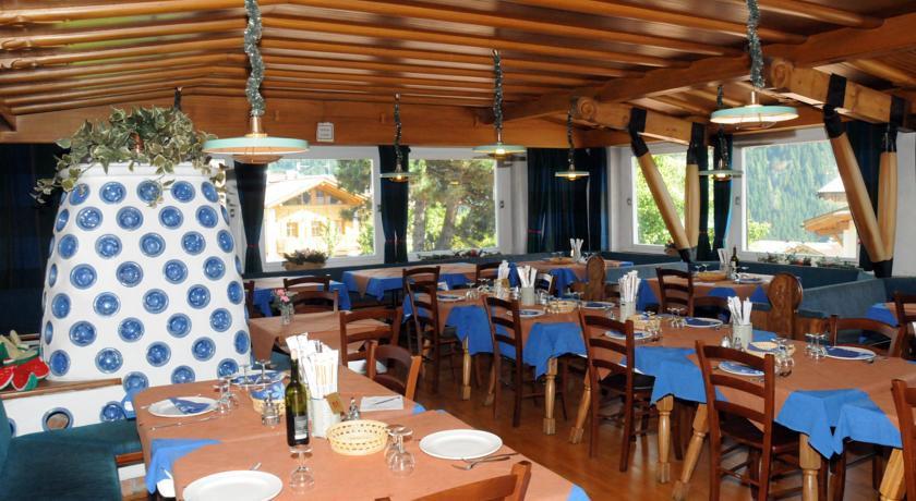 Hotel Rosa Wellness & Spa Vigo di Fassa Dış mekan fotoğraf