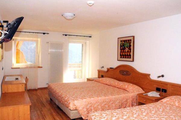 Hotel Rosa Wellness & Spa Vigo di Fassa Dış mekan fotoğraf